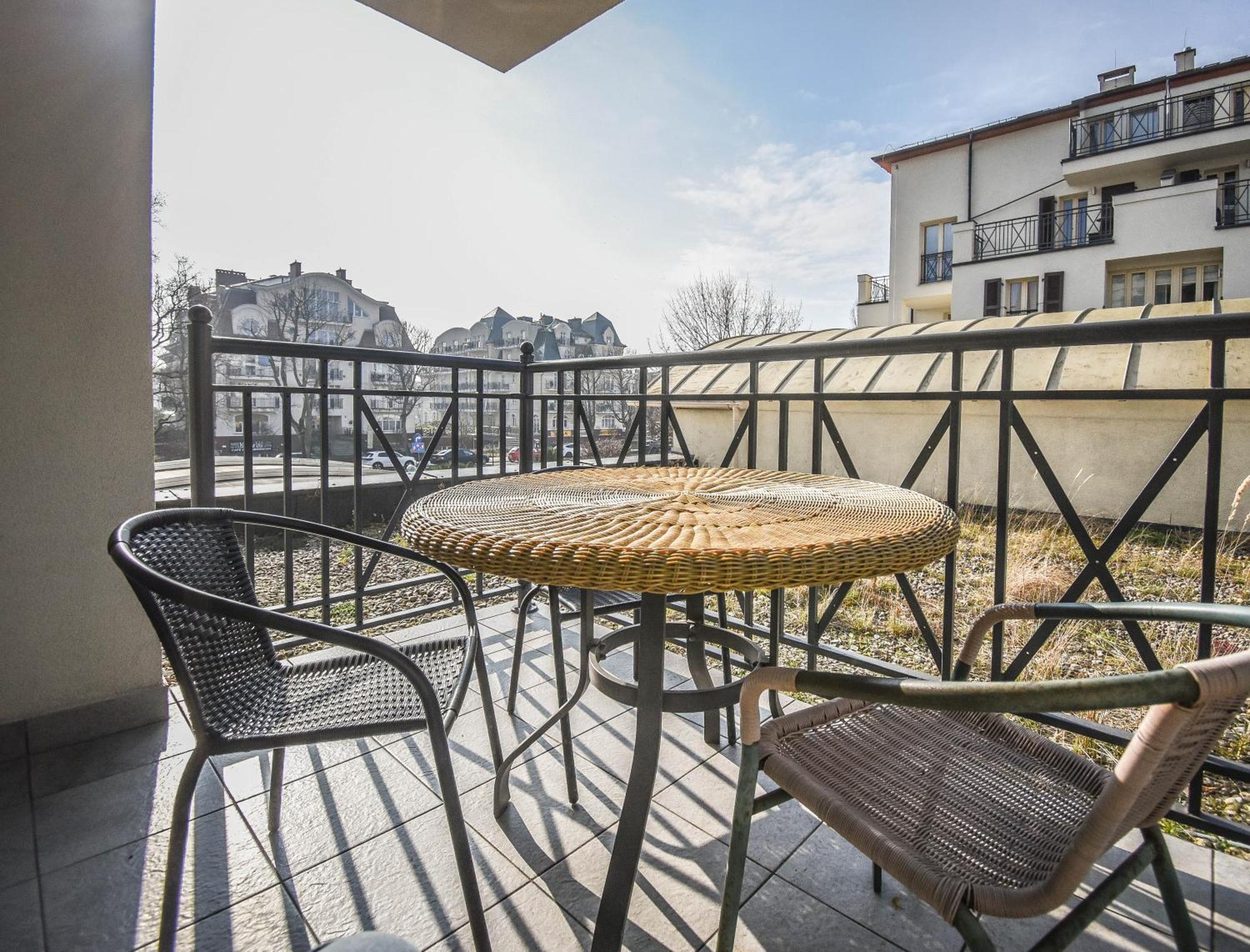 Apartamenty Promenada Z Tarasem I Parkingiem - Apartamenty Na Wyspie Świnoujście  Eksteriør billede